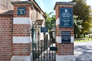 Hampton Court Palace Golf Club- click for photo gallery